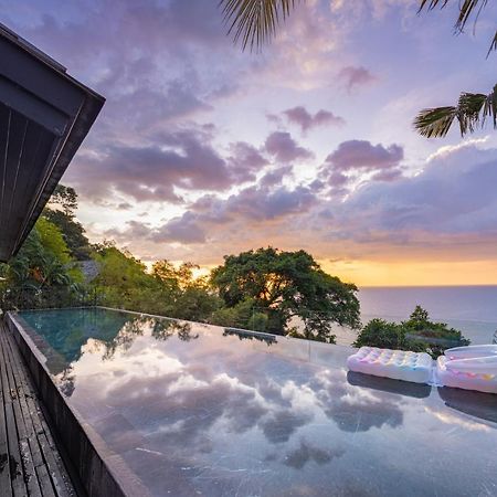 Villa Yang, Private Oceanfront Villa, Kamala Beach Exterior foto